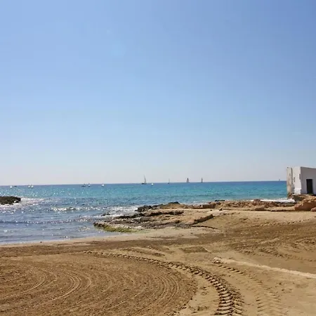 Puerto Roca فيلة كاليبي